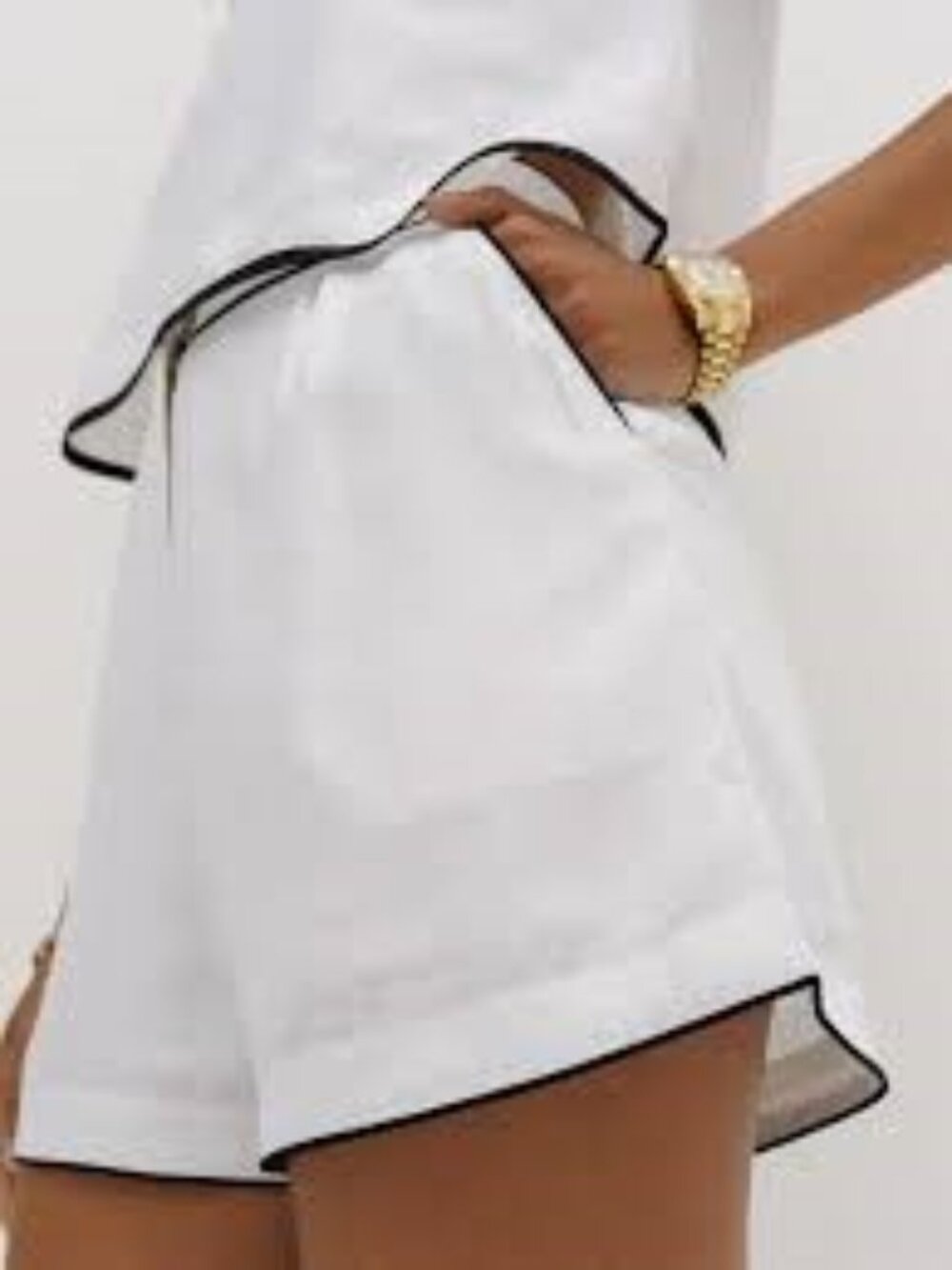 Commense White L Shorts